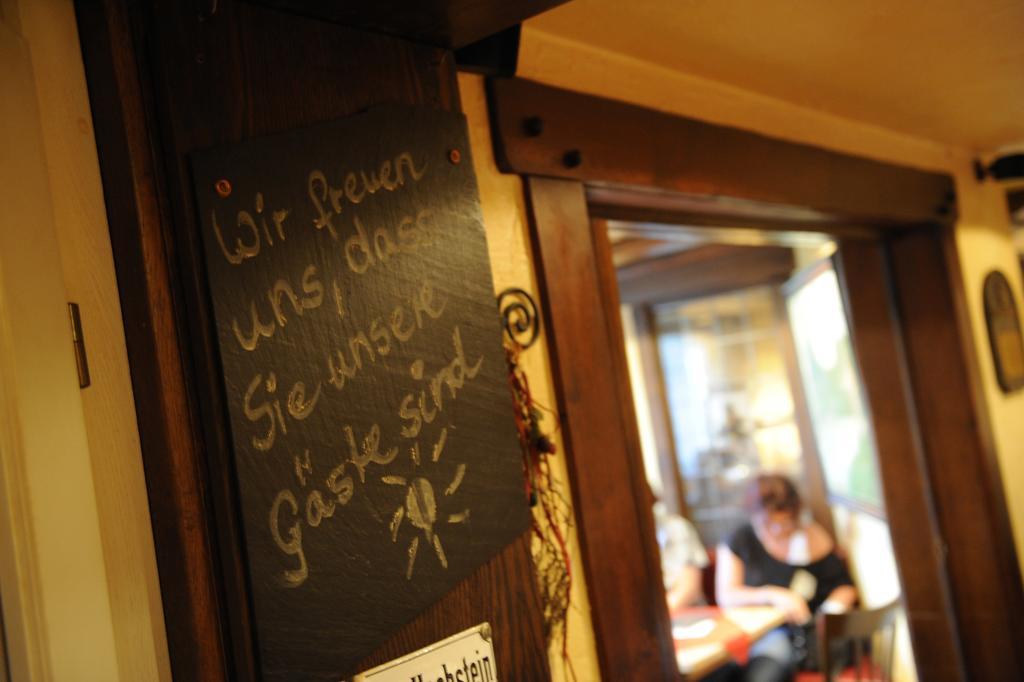 Landidyll Hotel Haus Hochstein เอสลัวห์ ภายนอก รูปภาพ